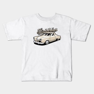 Beige Studebaker Champion Coupe Kids T-Shirt